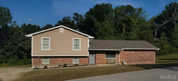 2609 Parthenon DR, De Soto, MO 63020