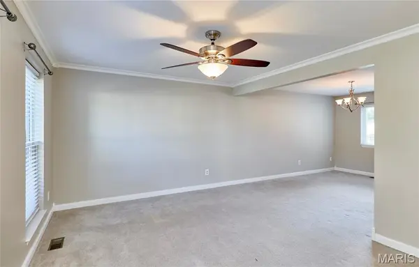 801 Tamerton PL, St Peters, MO 63376