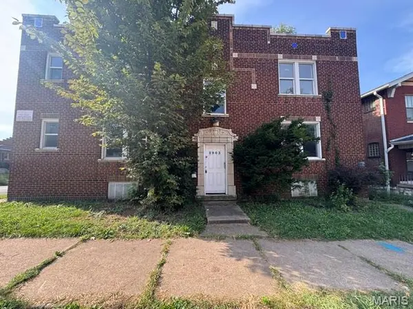 2902 Miami ST, St Louis, MO 63118