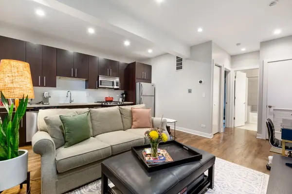 1454 W Roscoe ST #1E, Chicago, IL 60657