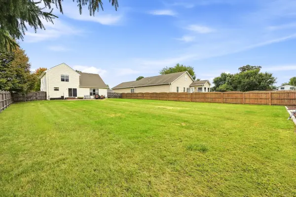 1416 Sandwich DR, Lake Holiday, IL 60548