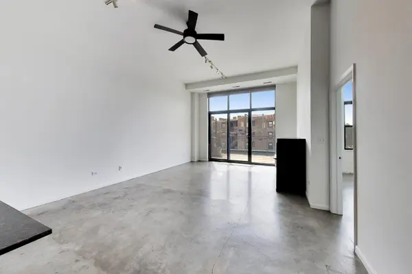 3631 N Halsted ST #211, Chicago, IL 60613