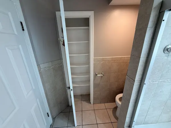 9109 Parkside AVE #1, Morton Grove, IL 60053