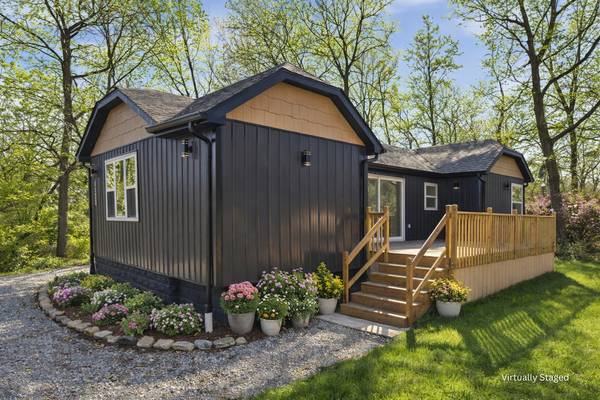 7325 Locust AVE, Gary, IN 46403