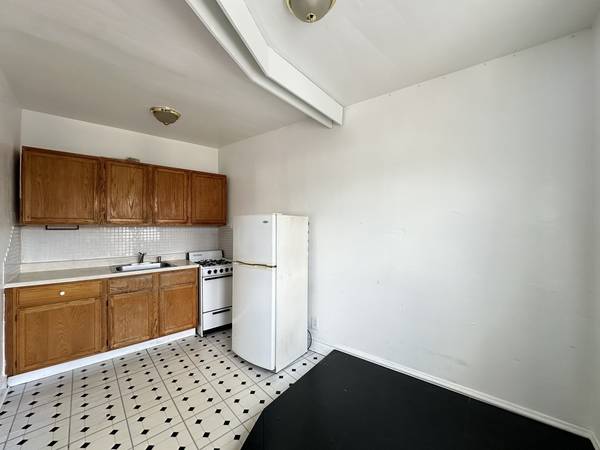 2432 N LINDEN PL #308, Chicago, IL 60647