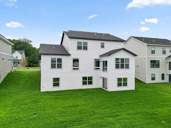 914 Big Woods DR, Delano, MN 55328