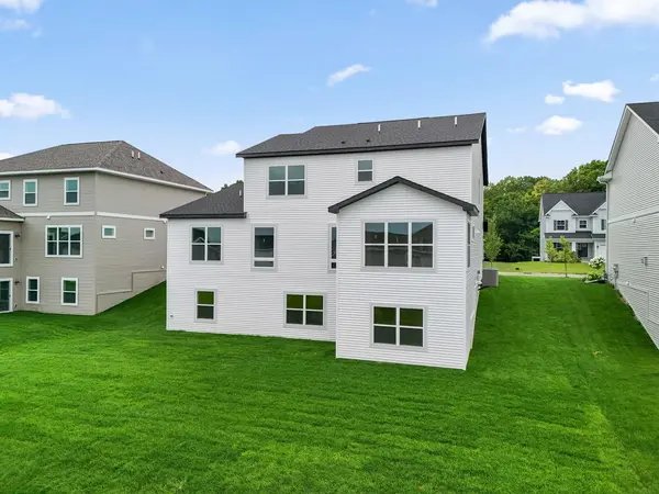914 Big Woods DR, Delano, MN 55328