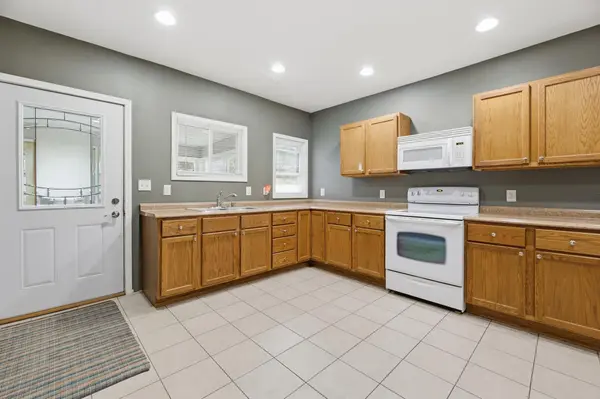 623 E Howard ST, Winona, MN 55987