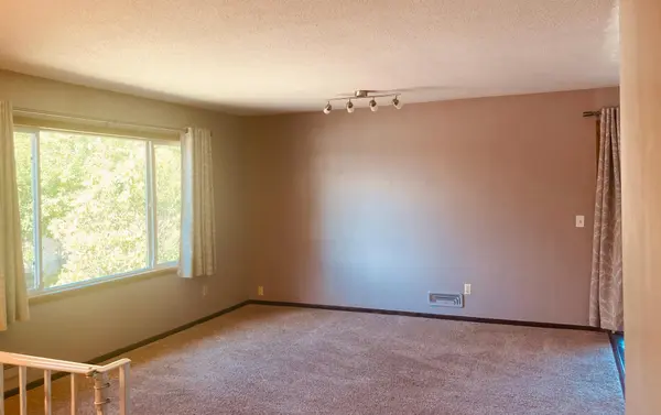 9981 106th PL N, Maple Grove, MN 55369