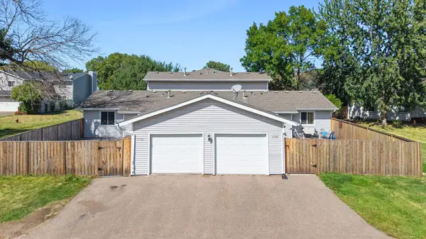 7782 Dunmore RD, Woodbury, MN 55125