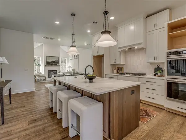 3416 Rioja LN, Edmond, OK 73034