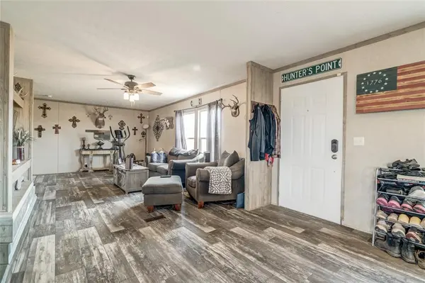 10655 192nd ST, Lindsay, OK 73052