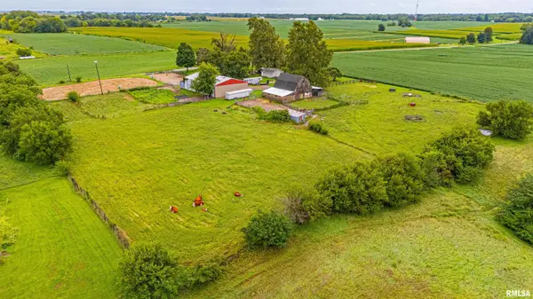 7789 N WILDLIFE DR, Hopedale, IL 61747