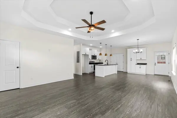 415 Coahulla Creek Drive, Dalton, GA 30721