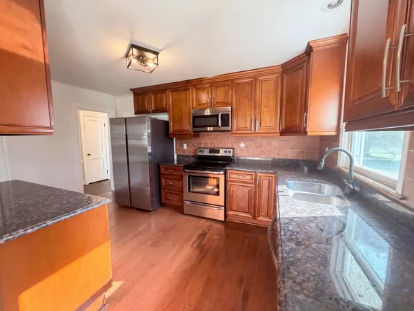 415 Hawkins Rd, Clarksville, TN 37040