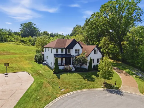 9337 Norwegian Red Dr, Nolensville, TN 37135