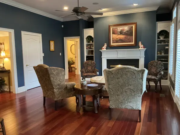 2248 Arlan Reason Rd, Bells, TN 38006