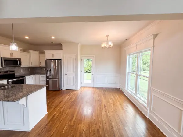 5152 Cedar Retreat Dr, Murfreesboro, TN 37129