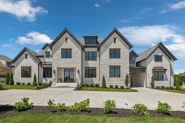 8104 Turning Point Dr, Brentwood, TN 37027
