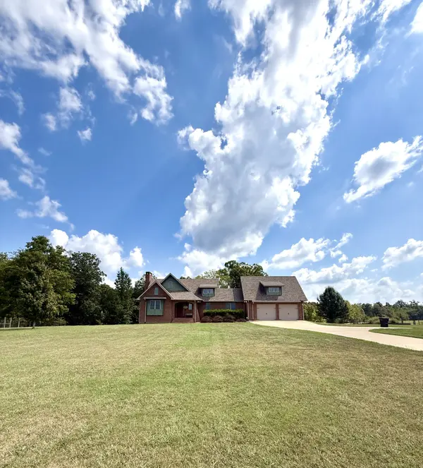 44 Westside Rd #S, Lawrenceburg, TN 38464