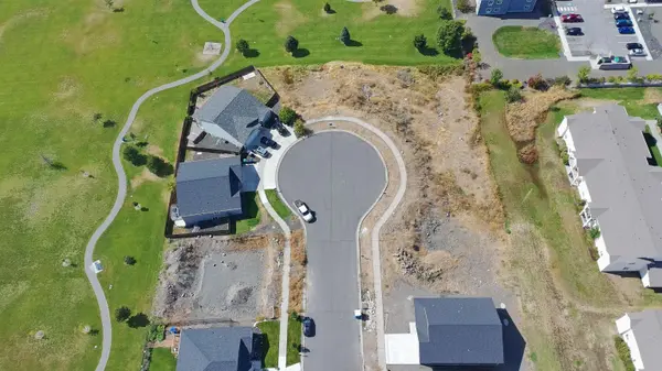 13622 W 8th Ct, Airway Heights, WA 99001