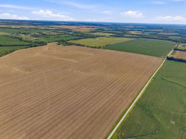 Lot 1 E Prairie Creek Estates, Valley Center, KS 67147