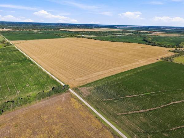 Lot 1 E Prairie Creek Estates, Valley Center, KS 67147