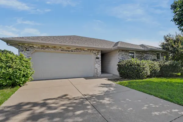 1107 E Melton RD, Ozark, MO 65721