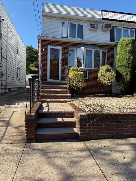 201-13 34th AVE, Bayside, NY 11361