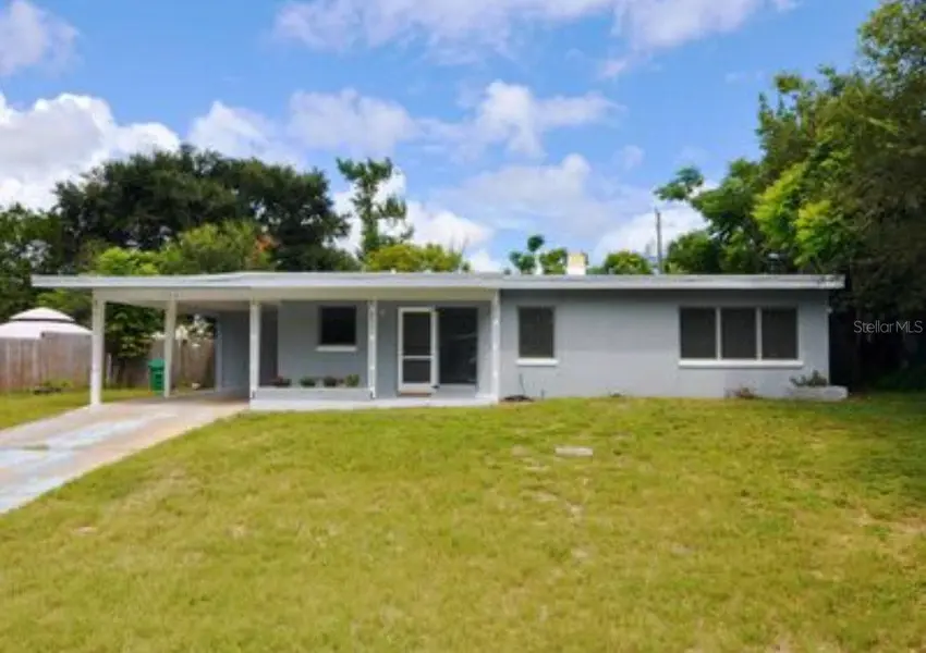 1332 HILLCREST DR, Daytona Beach, FL 32114