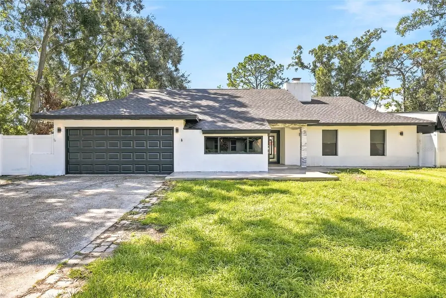12726 BARRETT DR, Tampa, FL 33624