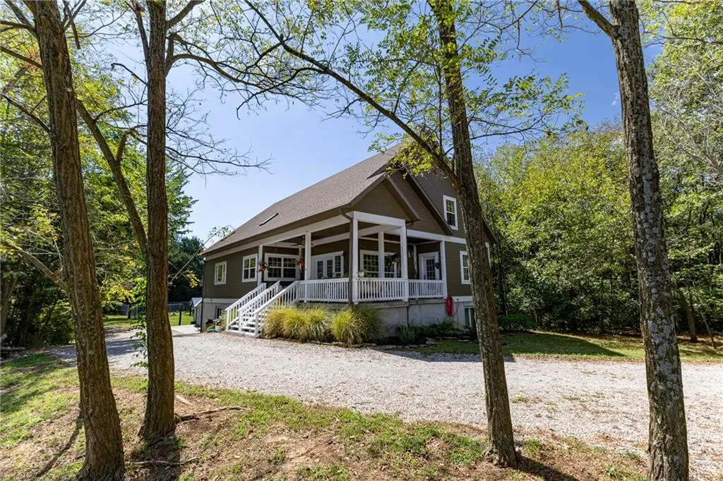 502 E Leighton ST, Frontenac, KS 66763