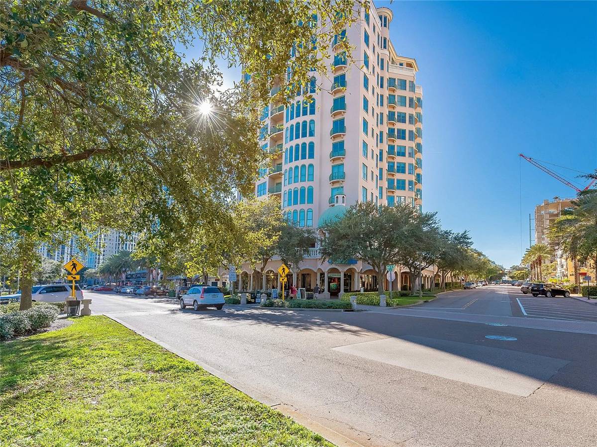 288 BEACH DR NE #6A, St Petersburg, FL 33701