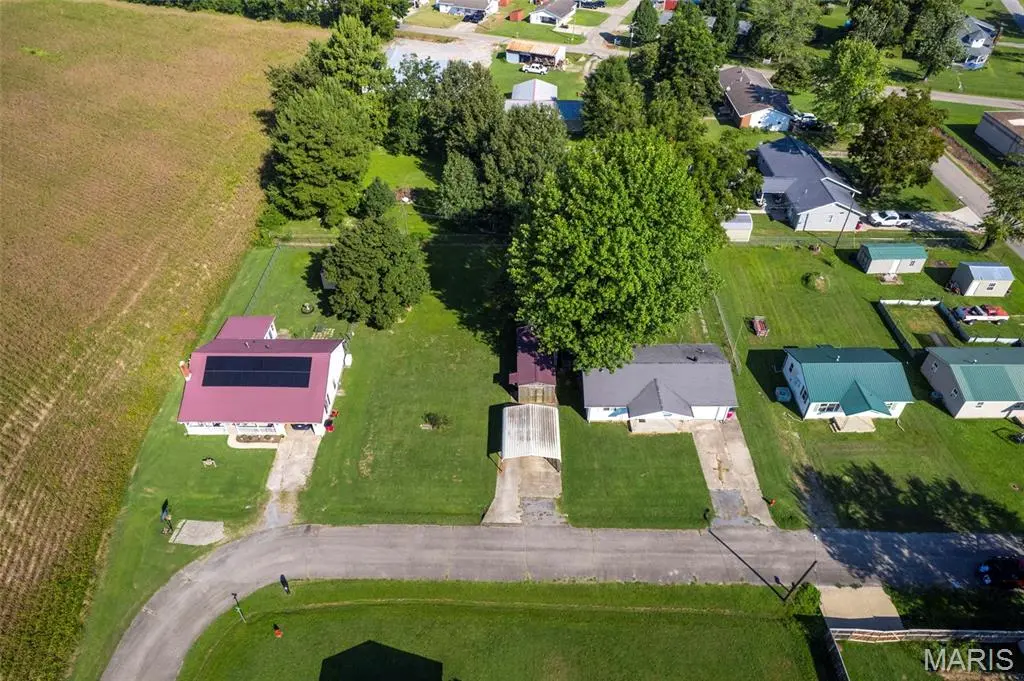 1604 & 1606 Wilma ST, Oran, MO 63771