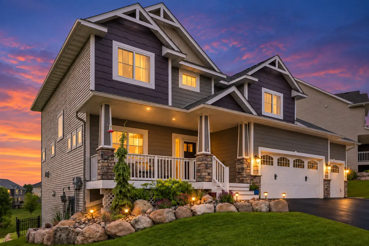 1173 Rosemary LN, Chaska, MN 55318