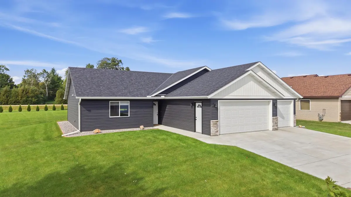 1554 Gray Fox DR NE, Owatonna, MN 55060