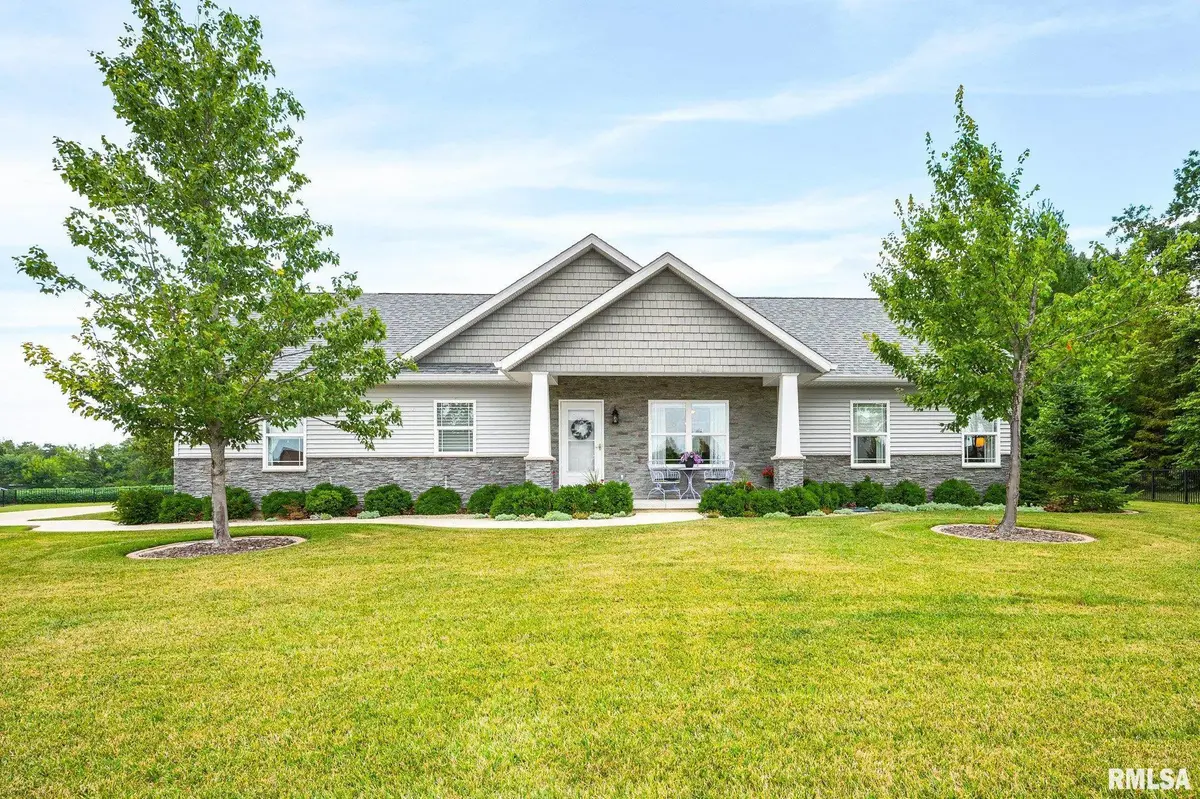 308 CONAGHAN DR, Groveland, IL 61535