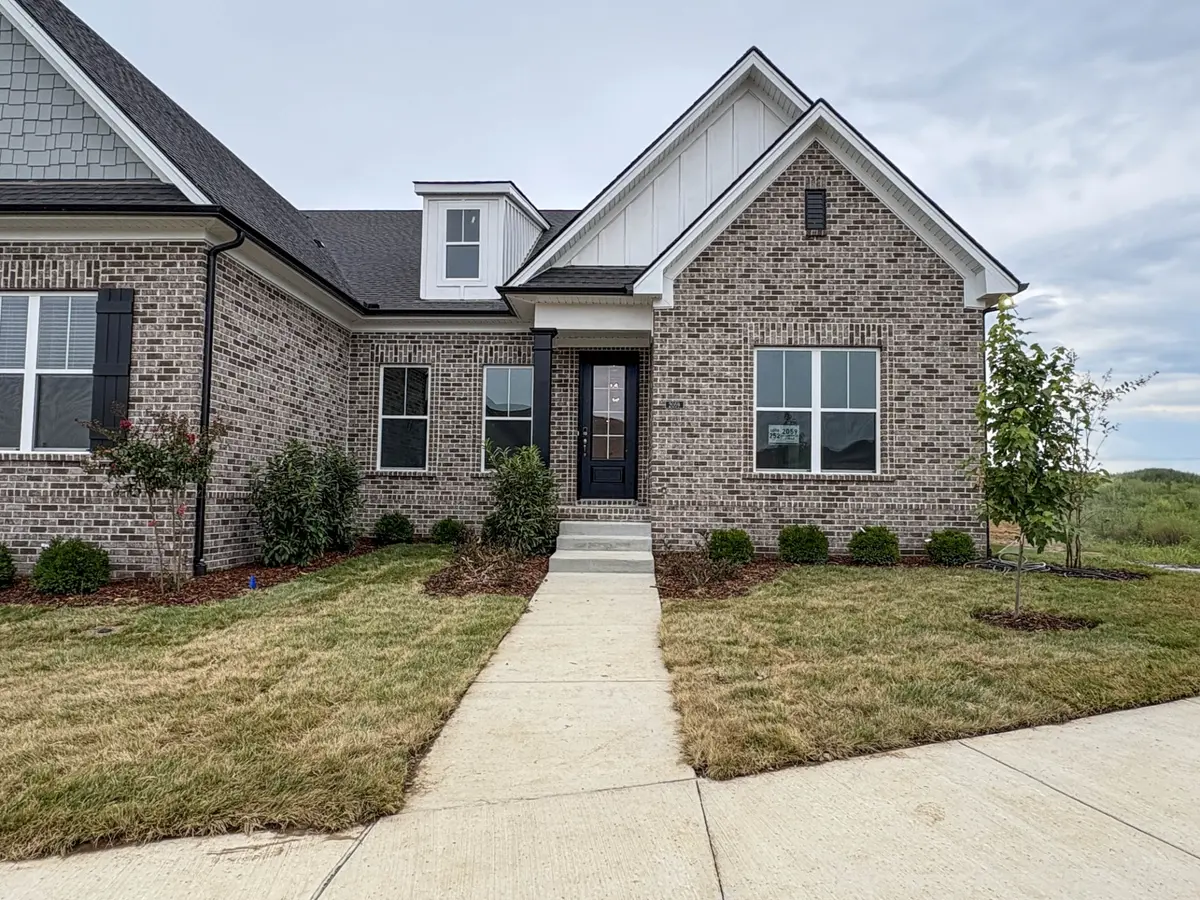 2059 Horseshoe Cir, Gallatin, TN 37066
