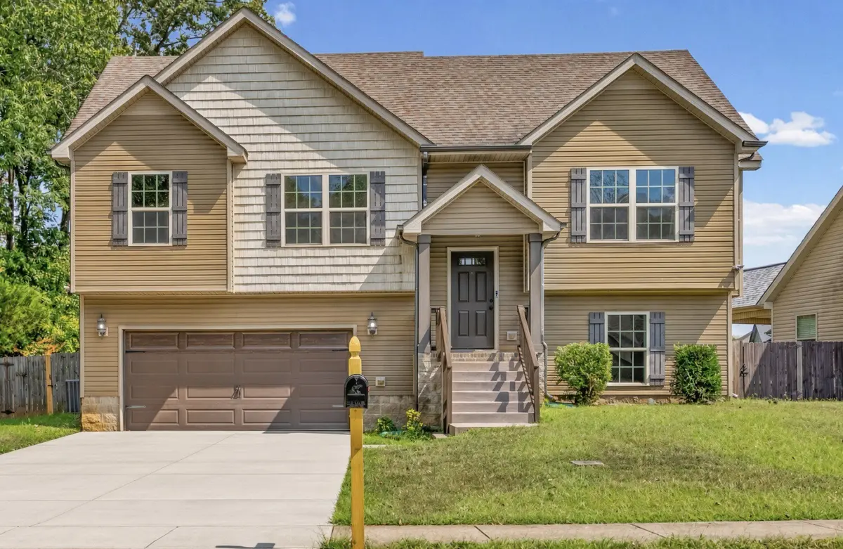 449 Cyprus Ct, Clarksville, TN 37040