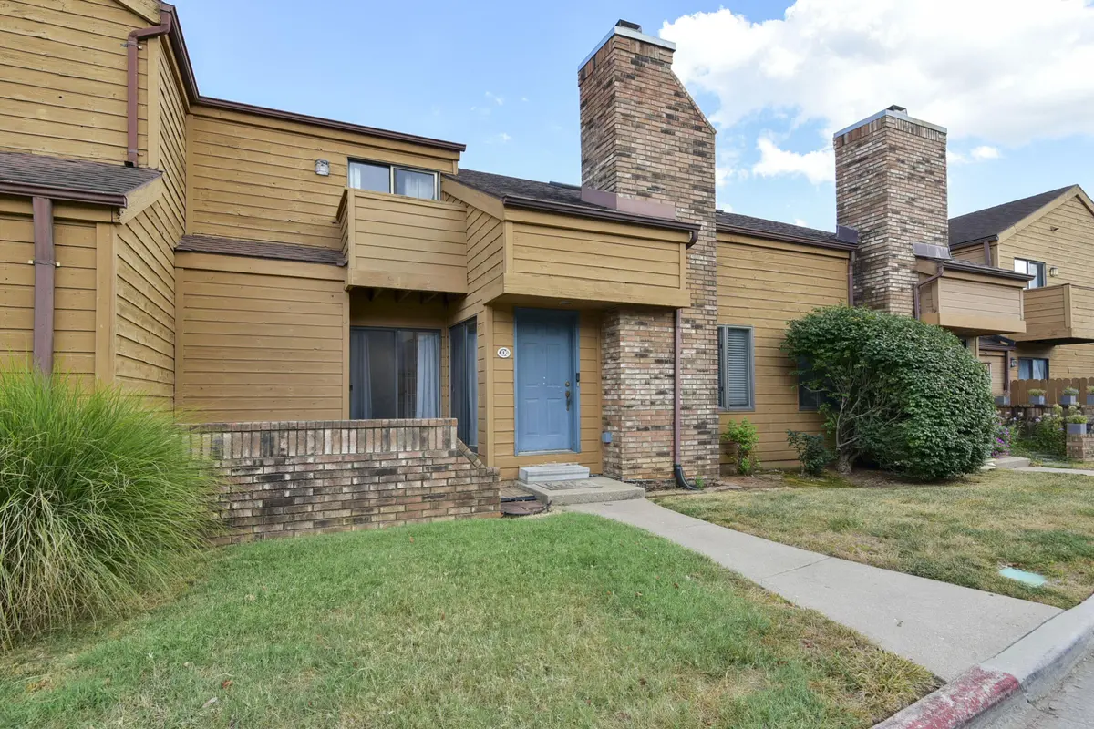3440 S Delaware AVE #106, Springfield, MO 65804