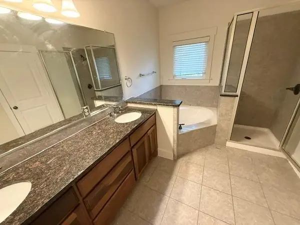 2930 Grand Oaks LOOP #2102, Cedar Park, TX 78613