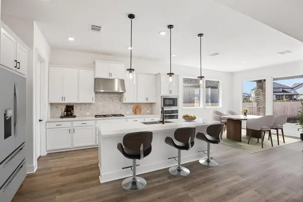 170 Jagged Iron TRCE, Dripping Springs, TX 78620