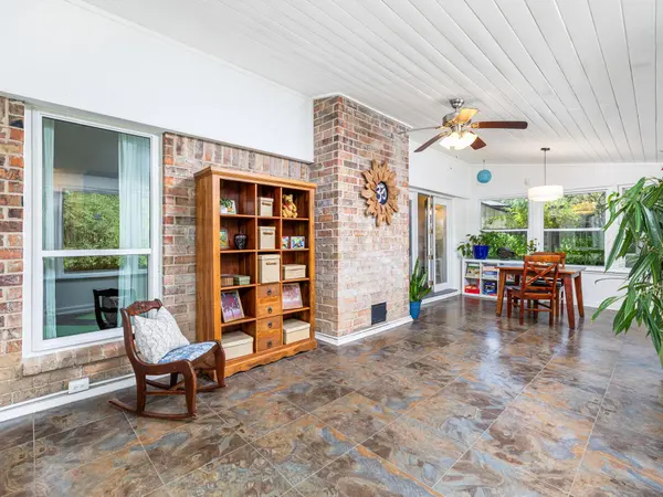 2406 Lancaster DR, Austin, TX 78748