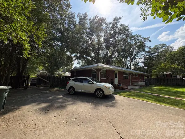818 Hillcrest AVE, Gastonia, NC 28052