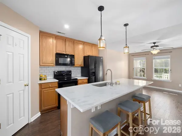 18461 Streamline CT, Cornelius, NC 28031