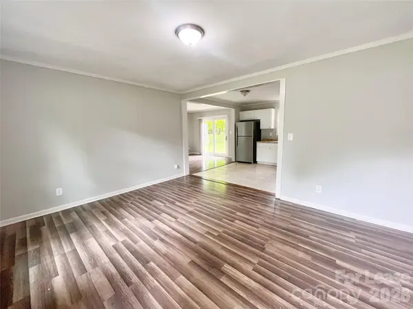 6525 Mcbride ST, Charlotte, NC 28215