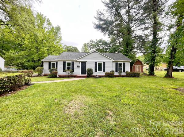 6525 Mcbride ST, Charlotte, NC 28215