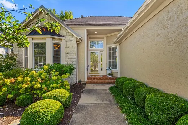 11511 W 143rd TER, Olathe, KS 66062