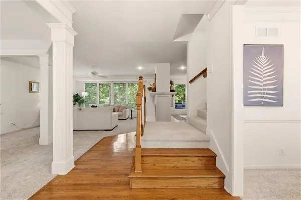 7815 N Kansas ST, Kansas City, MO 64118