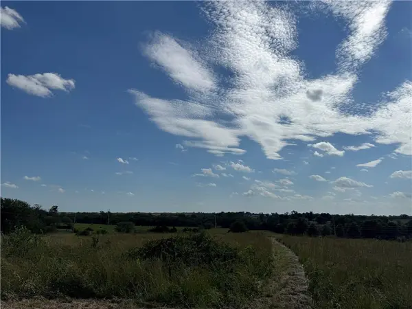 8 Acres M/L NE 82nd ST, Topeka, KS 66617